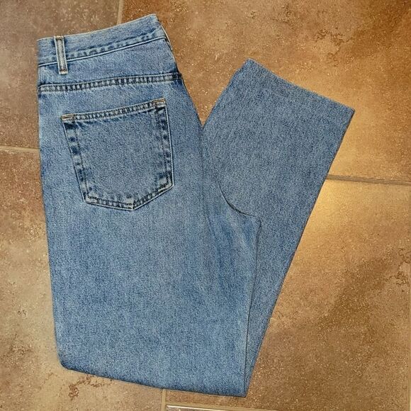 Calvin Klein Jeans High Rise Mom Jean Double Stone Wash - Picture 1 of 16
